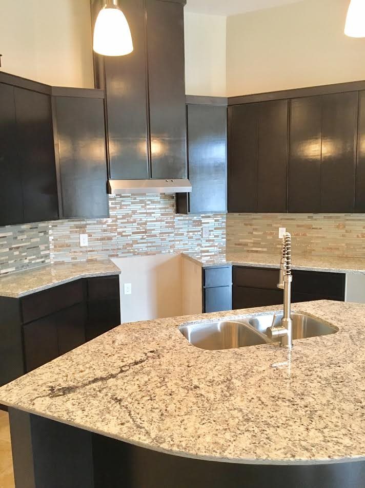 6305 Ramin Court Laredo, TX 78041 - Photo 9 of 20 Gallery Image 9