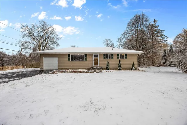 $239,900 | 12 Vollmer Parkway, Henrietta, NY 14623