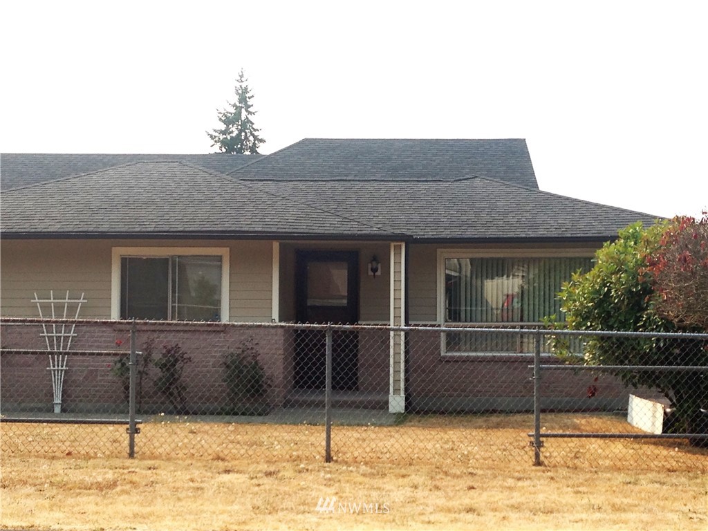 1333 Monroe Avenue Northeast Renton, WA 98056 - Photo 1 of 15 Gallery Image 1