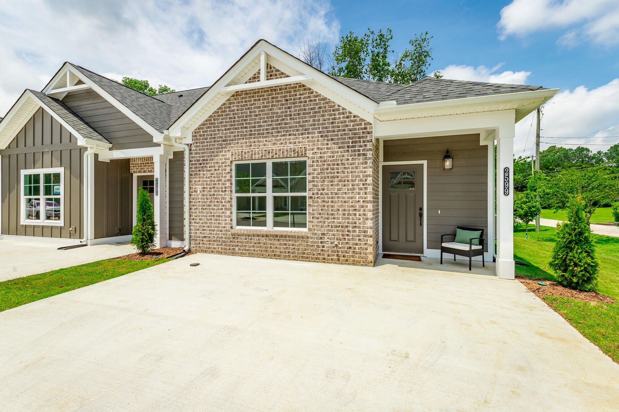 2587 Bannerman Lane Chattanooga, TN 37421 - Photo 7 of 31 2599 Brannerman Road HD-5