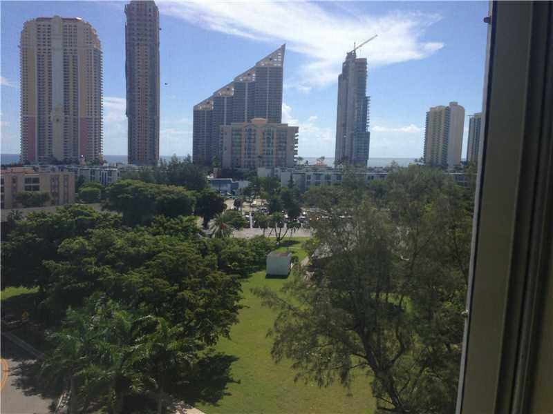 17500 North Bay Road, Unit S508 Sunny Isles Beach, FL 33160 - Photo 3 of 21 WhatsApp Image 2026-06-22 at 16.02.38 (3