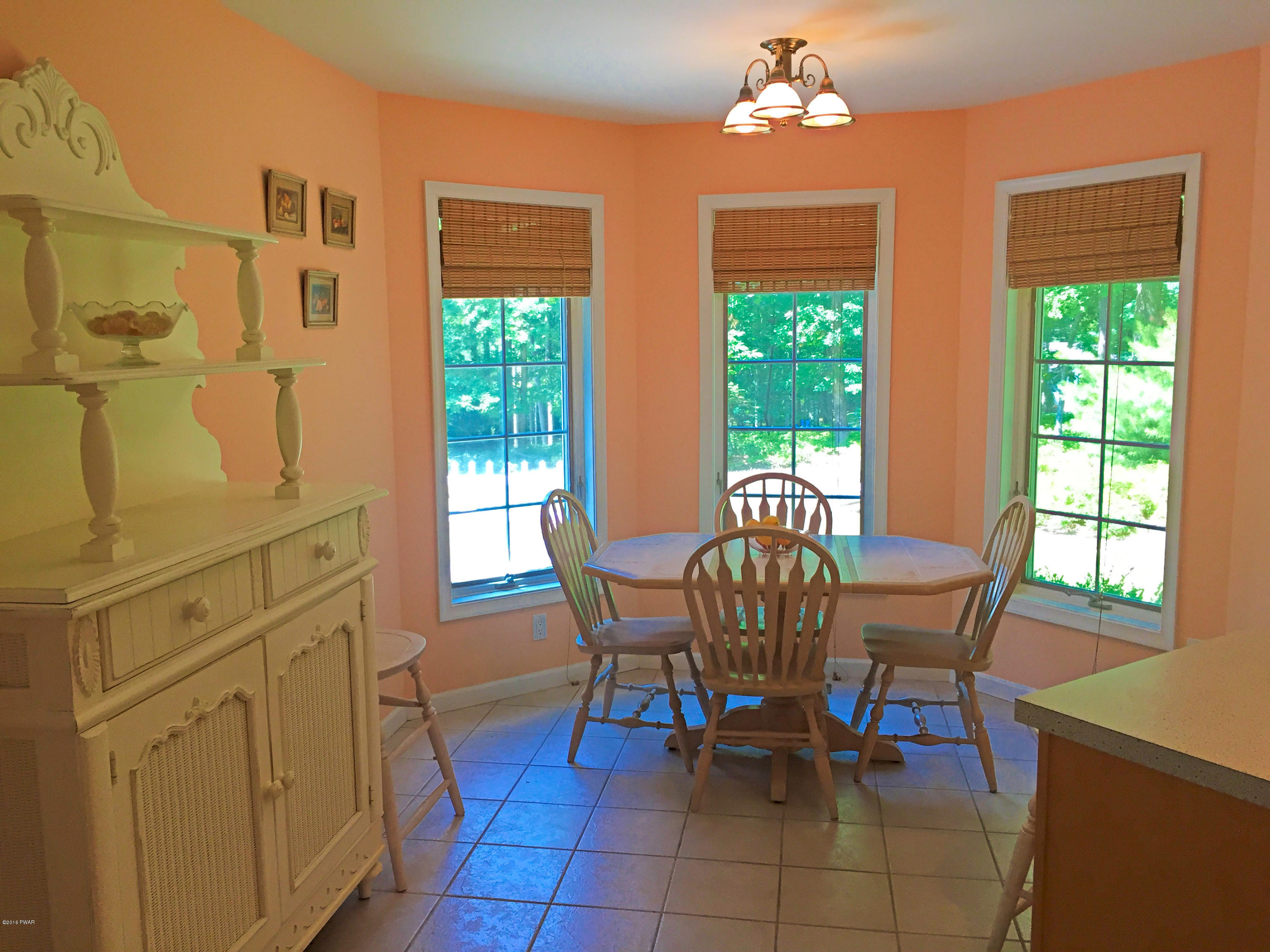 120 Stone Ridge Lane Milford, PA 18337 - Photo 8 of 33