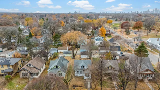 $315,000 | 2808 40th Avenue South, Minneapolis, MN 55406