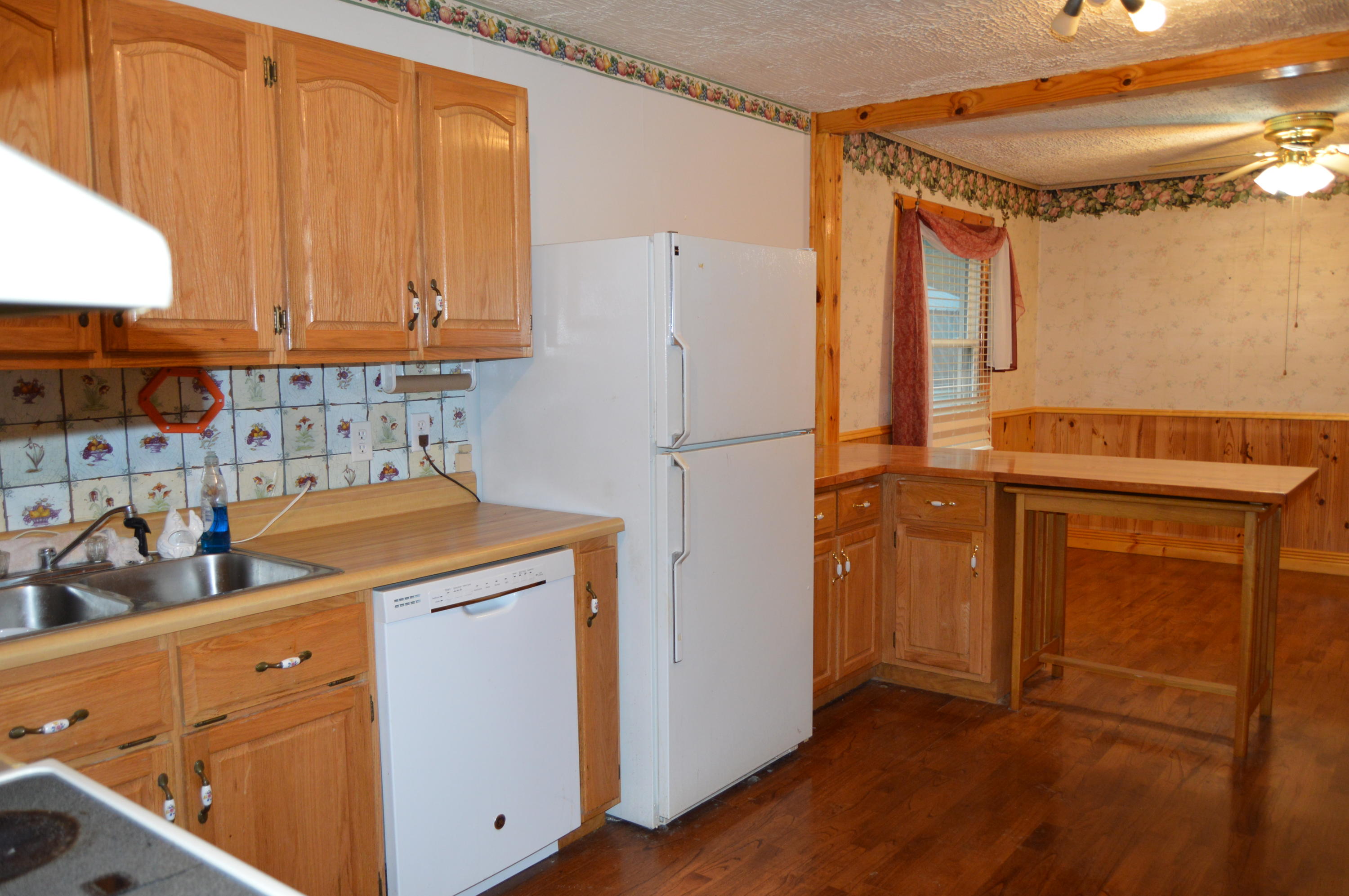 455 Kilenback Road Robbins, TN 37852 - Photo 13 of 40 DSC_0038