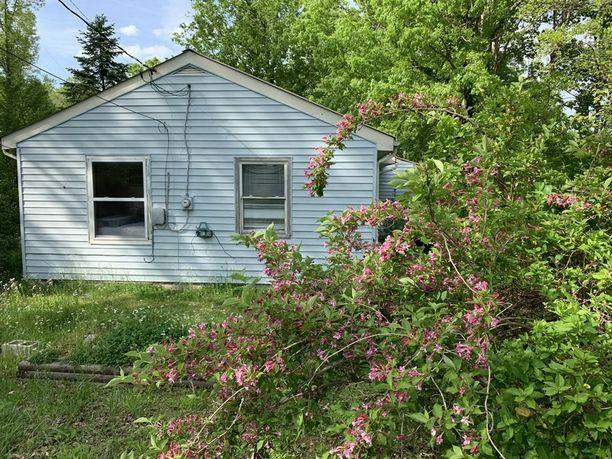 455 Kilenback Road Robbins, TN 37852 - Photo 32 of 40 24199462-3ae9891b1e5d688be277df790aa980f