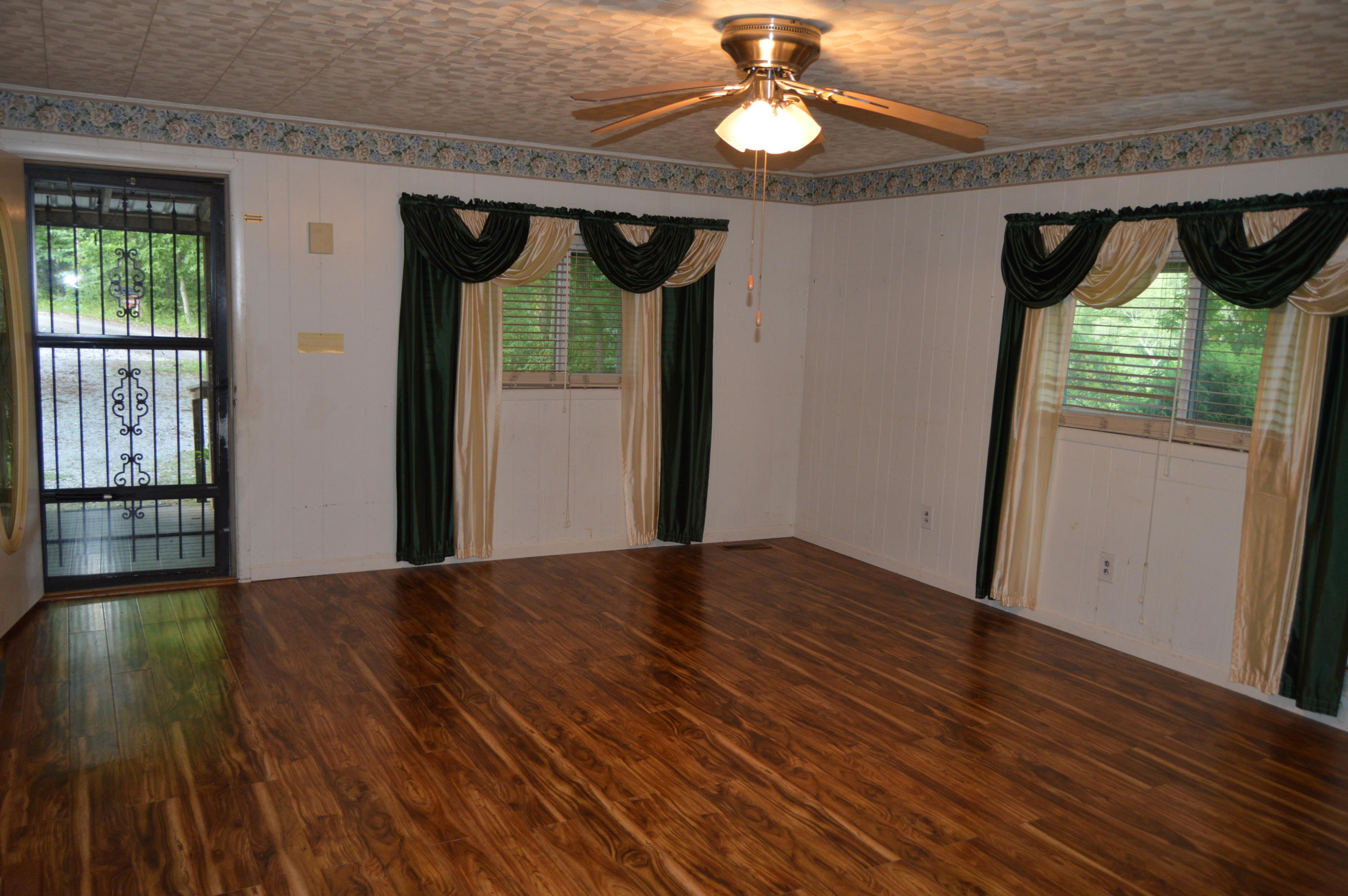 455 Kilenback Road Robbins, TN 37852 - Photo 6 of 40 DSC_0029