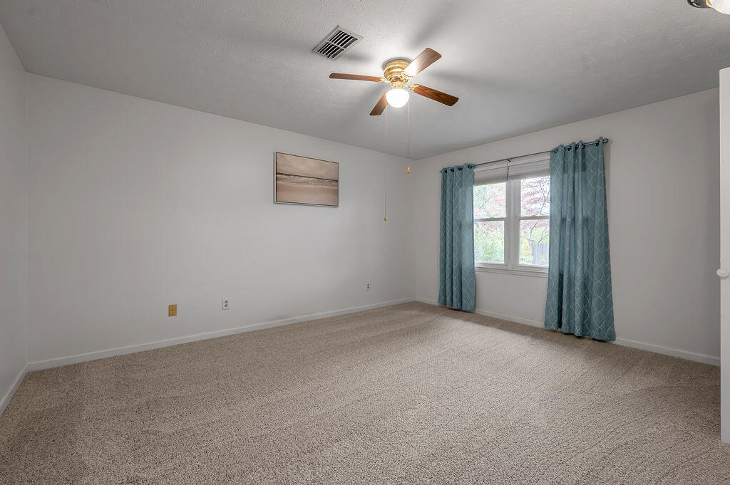 320 Squires Road Lexington, KY 40515 - Photo 22 of 34 TDB_5947