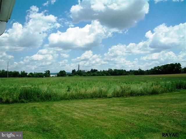 185 Chapel Road Hanover, PA 17331 - Photo 4 of 13