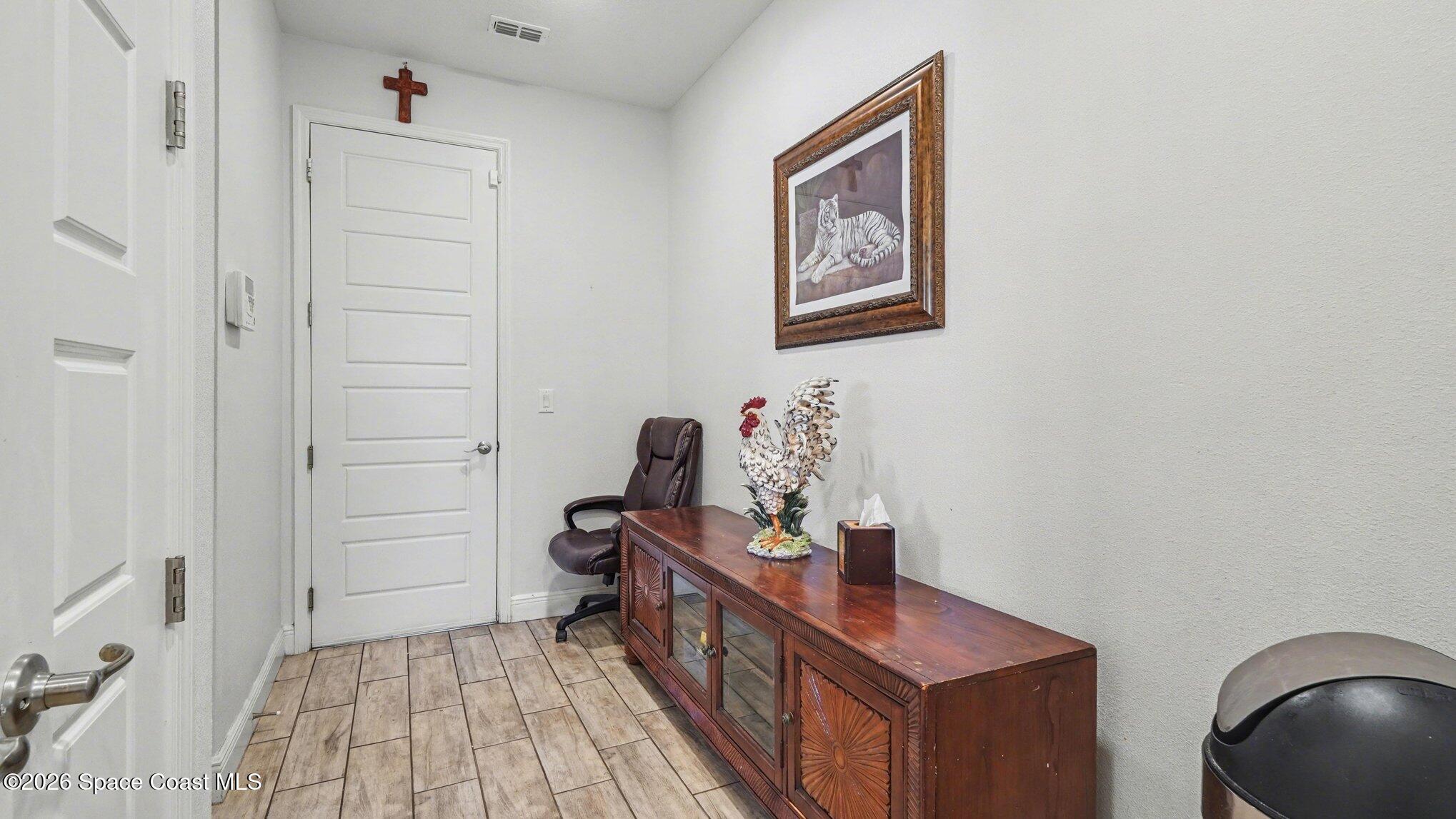 8572 Southwest 94th Circle Ocala, FL 34481 - Photo 16 of 26 016_file_6063