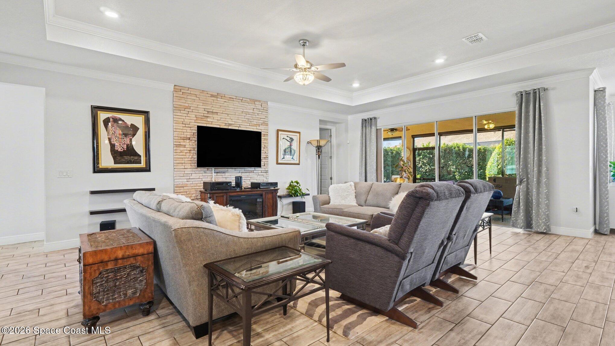 8572 Southwest 94th Circle Ocala, FL 34481 - Photo 5 of 26 005_file_8168