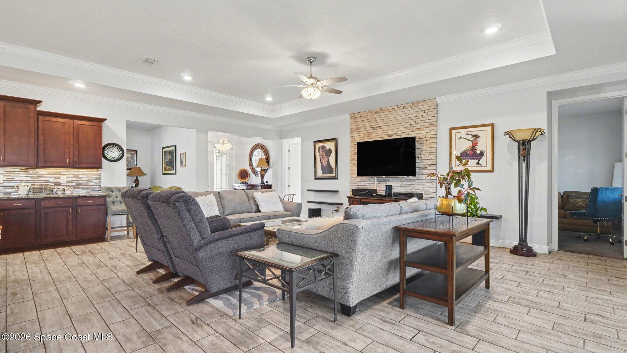 8572 Southwest 94th Circle Ocala, FL 34481 - Photo 6 of 26 006_file_1359