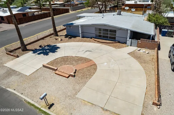 $200,000 | 5801 East 2nd Street, Tucson, AZ 85711