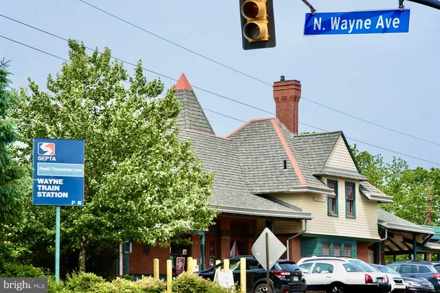 $649,900 | 301 Eagle Road, Wayne, PA 19087