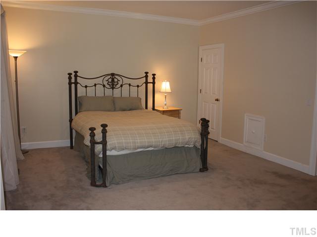 3811 Chippenham Road Durham, NC 27707 - Photo 11 of 12 Gallery Image 11