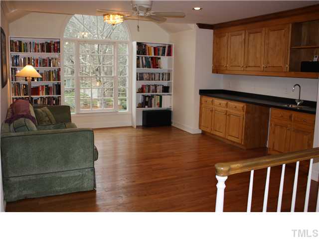 3811 Chippenham Road Durham, NC 27707 - Photo 9 of 12 Gallery Image 9