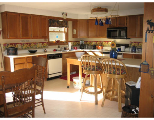 39 Cranberry Meadow Road Charlton, MA 01507 - Photo 2 of 7