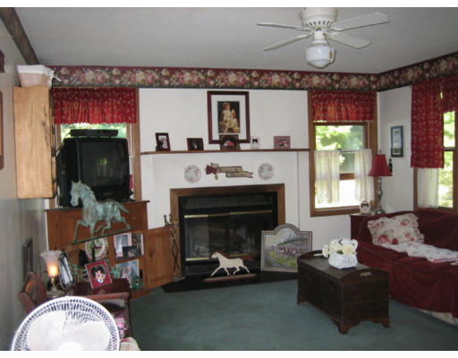 39 Cranberry Meadow Road Charlton, MA 01507 - Photo 3 of 7