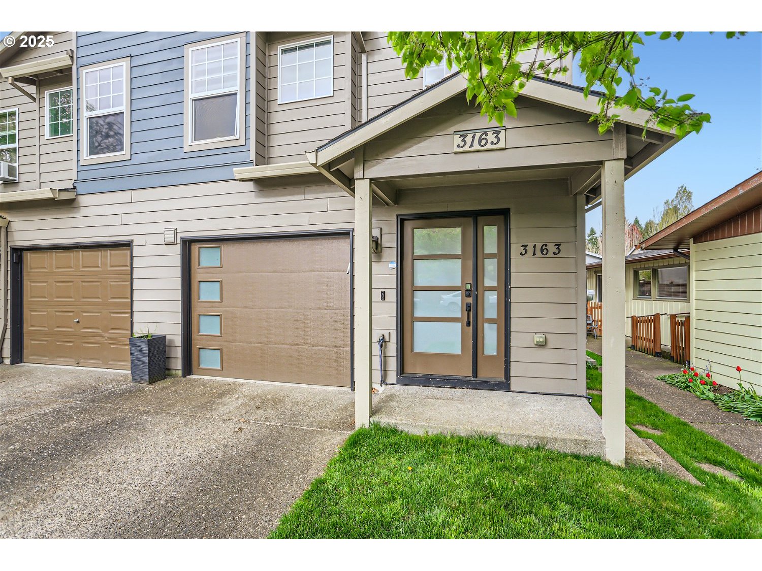3163 Southwest 199th Terrace Beaverton, OR 97003 - Photo 4 of 34