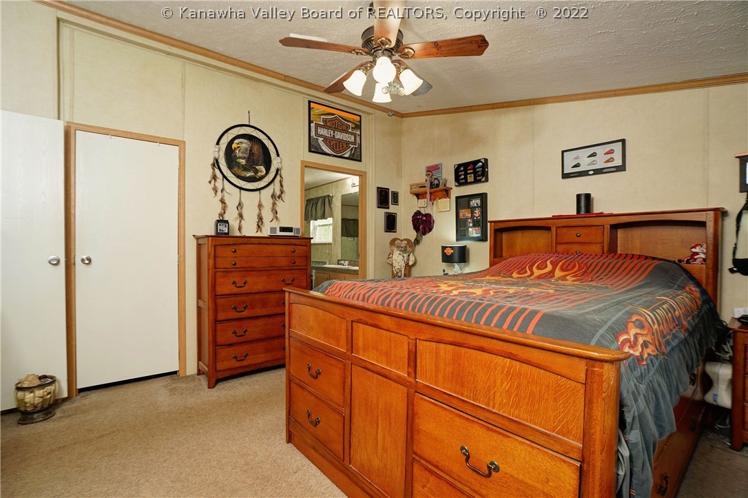 621 Hope Acres Road Elkview, WV 25071 - Photo 15 of 28 Gallery Image 15