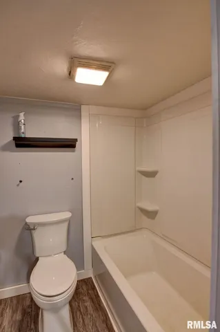 $64,900 | 517 North Pine Street, Taylorville, IL 62568