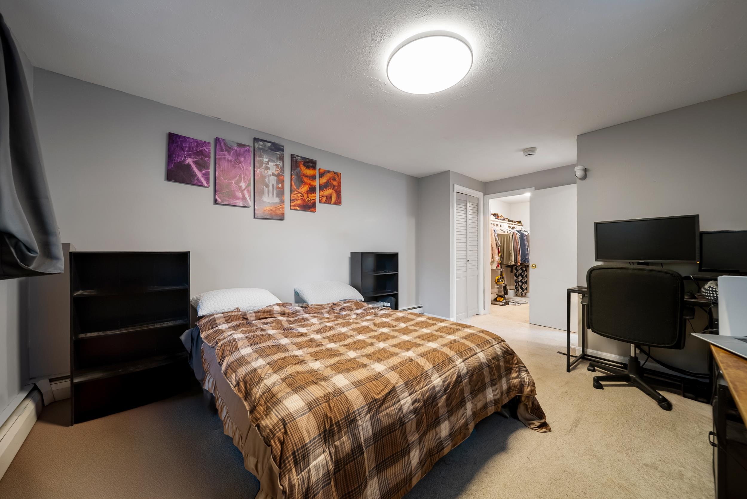 12 R English Village Road, Unit 102 Manchester, NH 03102 - Photo 15 of 23 Gallery Image 15
