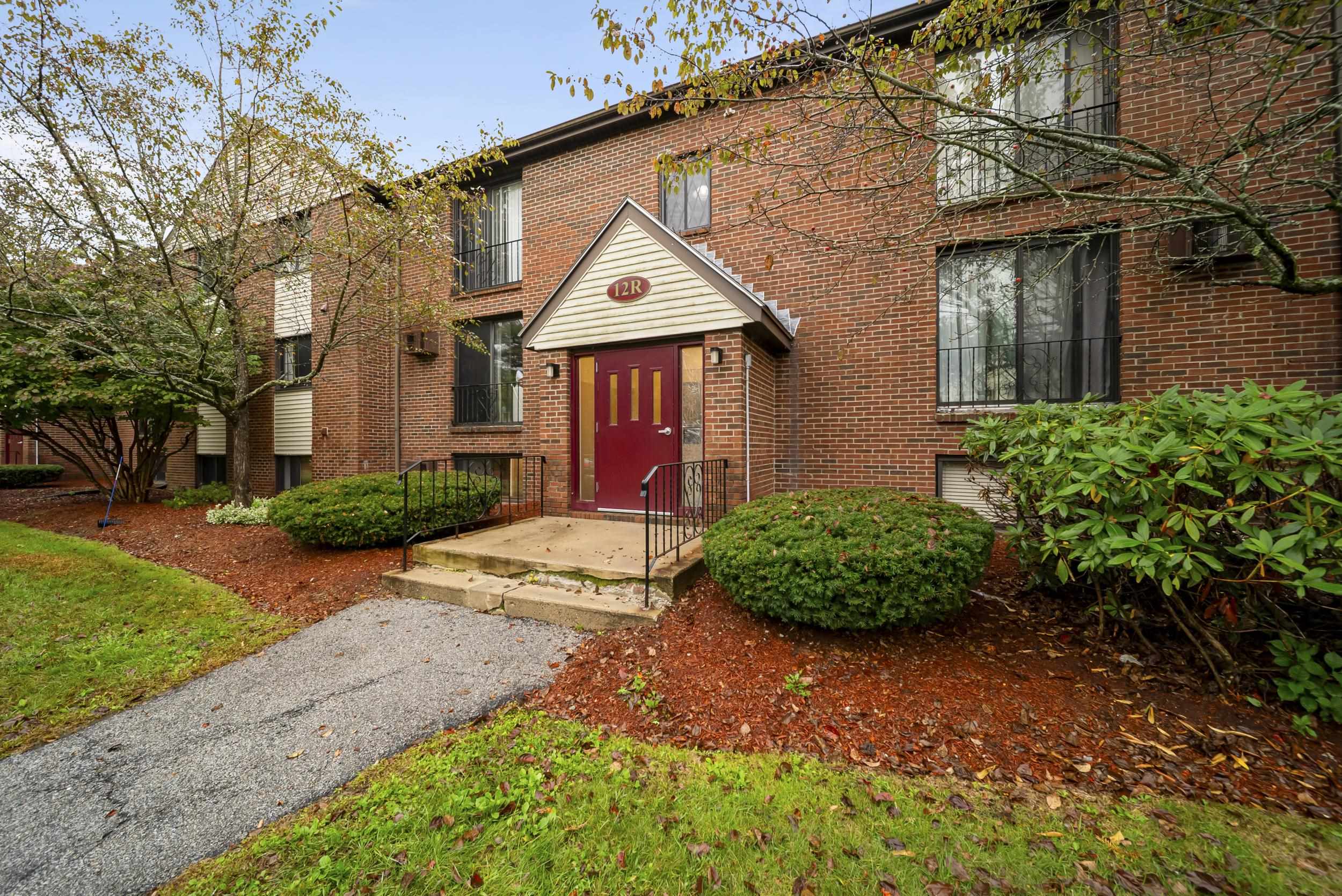 12 R English Village Road, Unit 102 Manchester, NH 03102 - Photo 20 of 23 Gallery Image 20