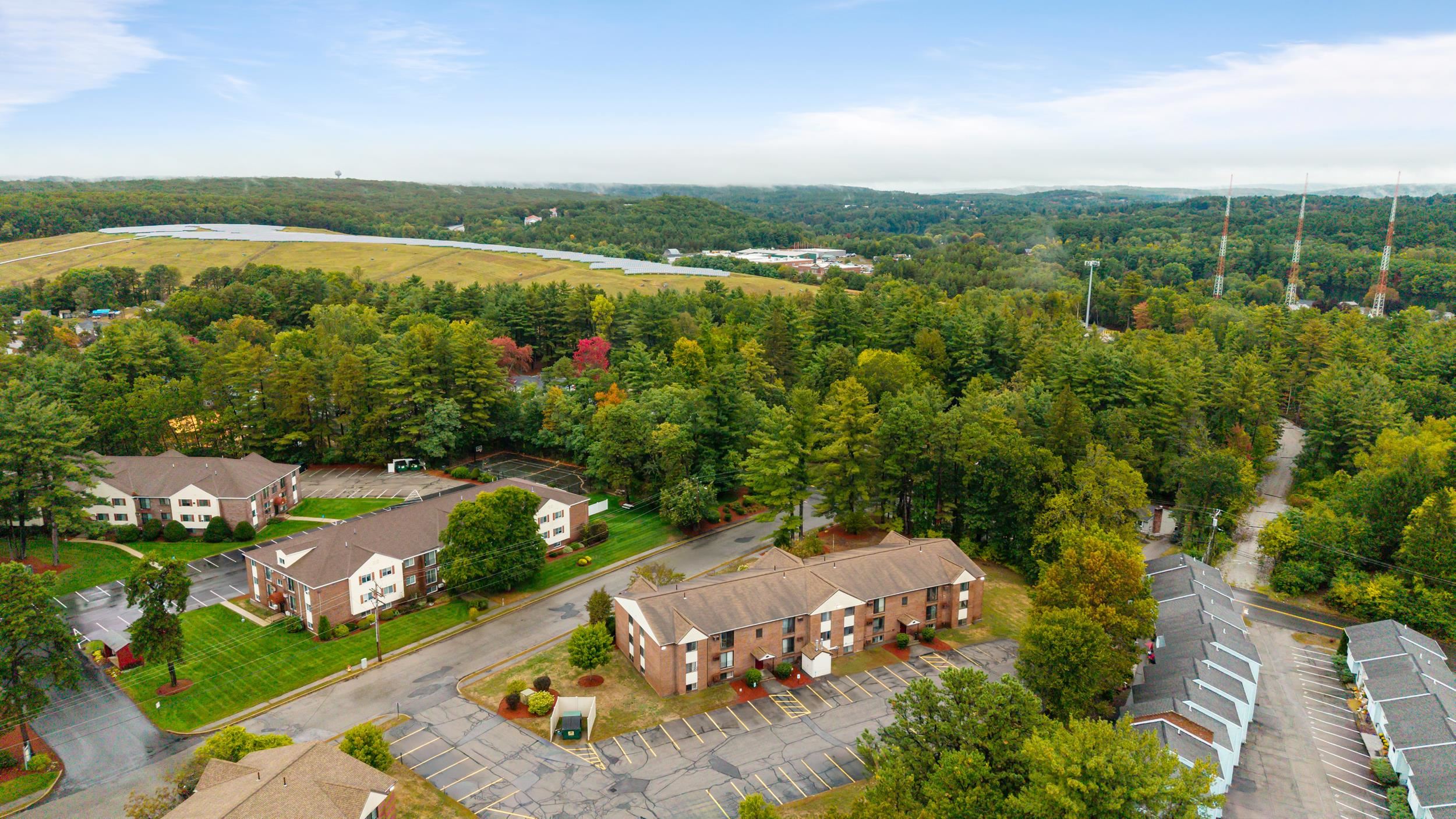12 R English Village Road, Unit 102 Manchester, NH 03102 - Photo 23 of 23 Gallery Image 23