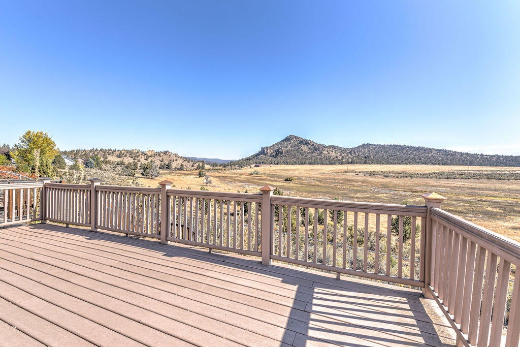 2466 Northeast Yellowpine Road Prineville, OR 97754 - Photo 27 of 32 090A5845_6_7_8_9