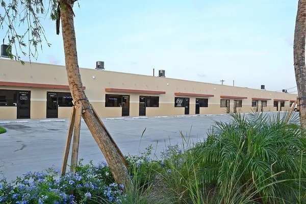 $21 | 1029 North Florida Mango Road, Unit 46, West Palm Beach, FL 33409