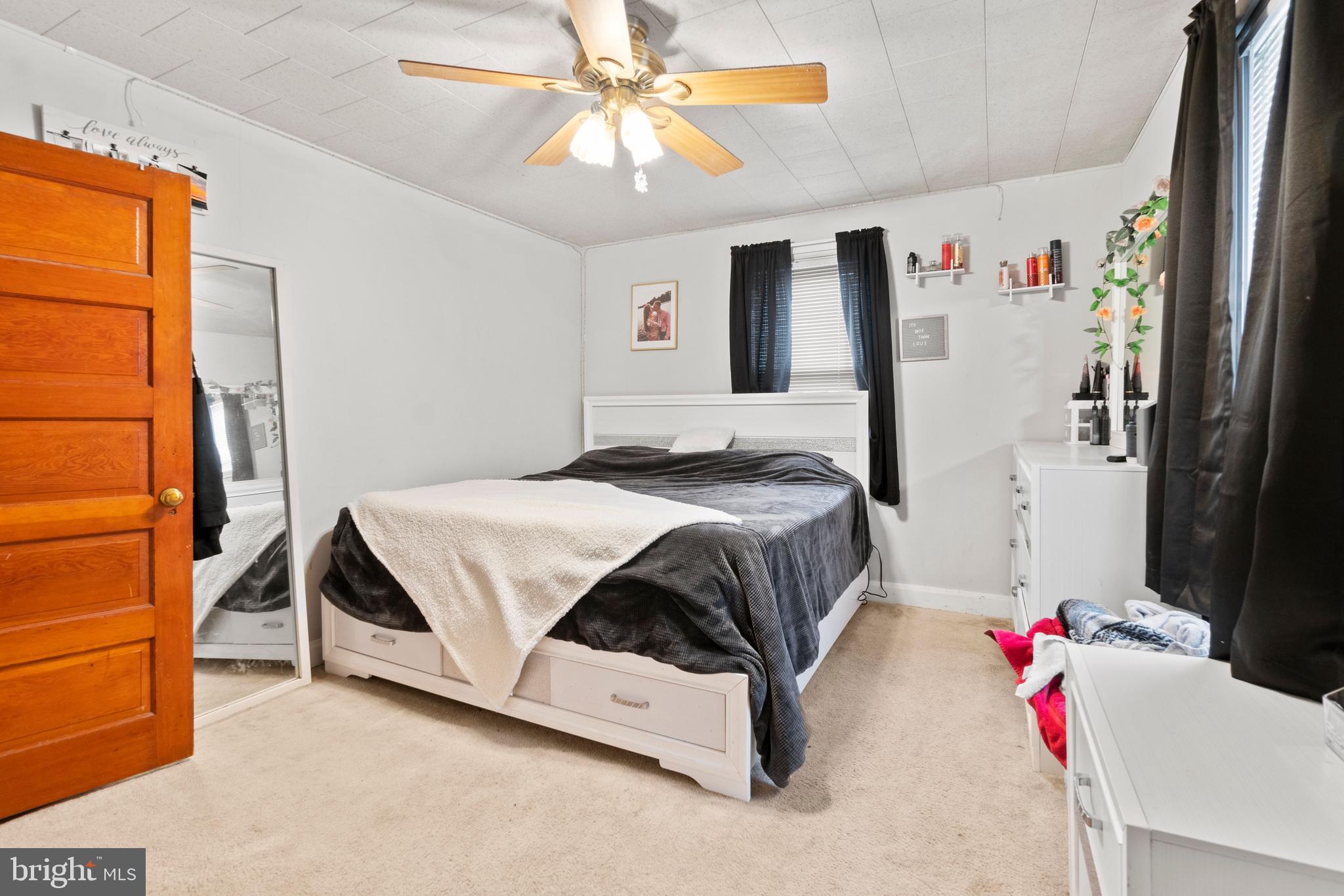 7611 Riddle Avenue Baltimore, MD 21224 - Photo 8 of 21 1st Bedroom