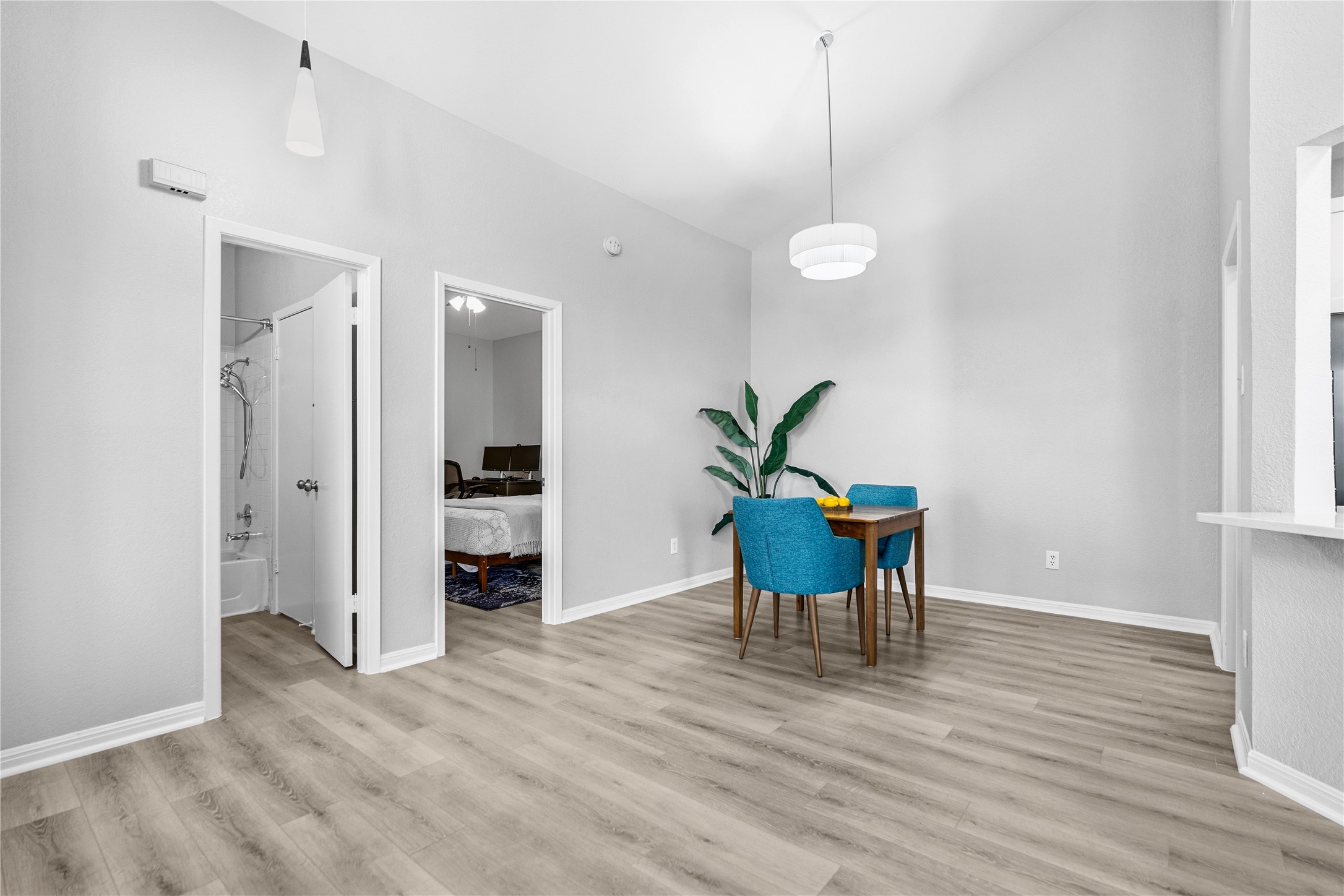 6501 Brush Country Road, Unit 137 Austin, TX 78749 - Photo 12 of 33