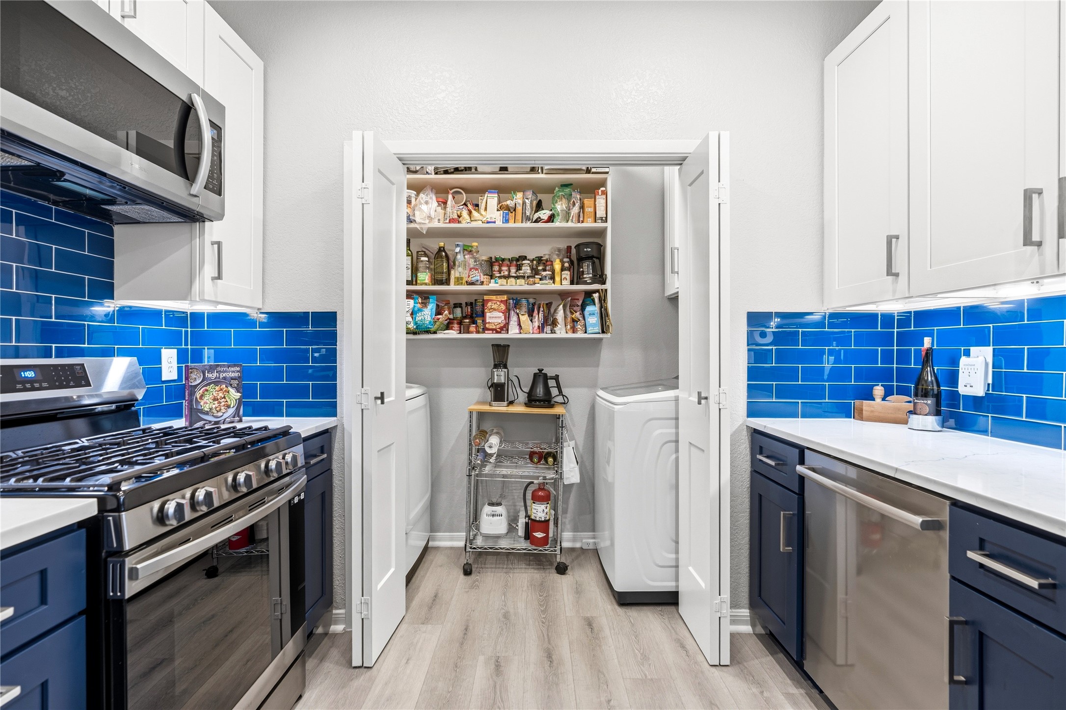 6501 Brush Country Road, Unit 137 Austin, TX 78749 - Photo 7 of 33 Pantry/Washer-Dryer