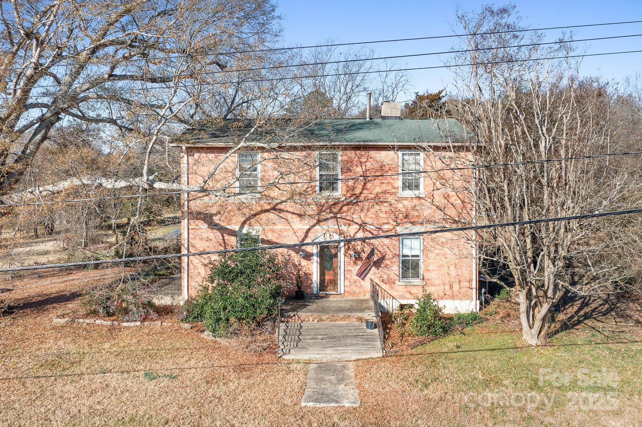 787 Startown Road Lincolnton, NC 28092 - Photo 2 of 33 a view of a street in front of a house