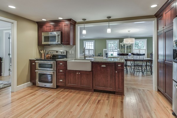 58 Bancroft Road Melrose, MA 02176 - Photo 12 of 30 Gallery Image 12
