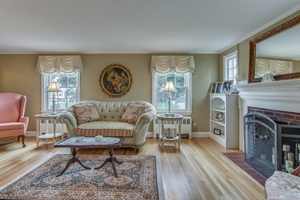 58 Bancroft Road Melrose, MA 02176 - Photo 8 of 30 Gallery Image 8
