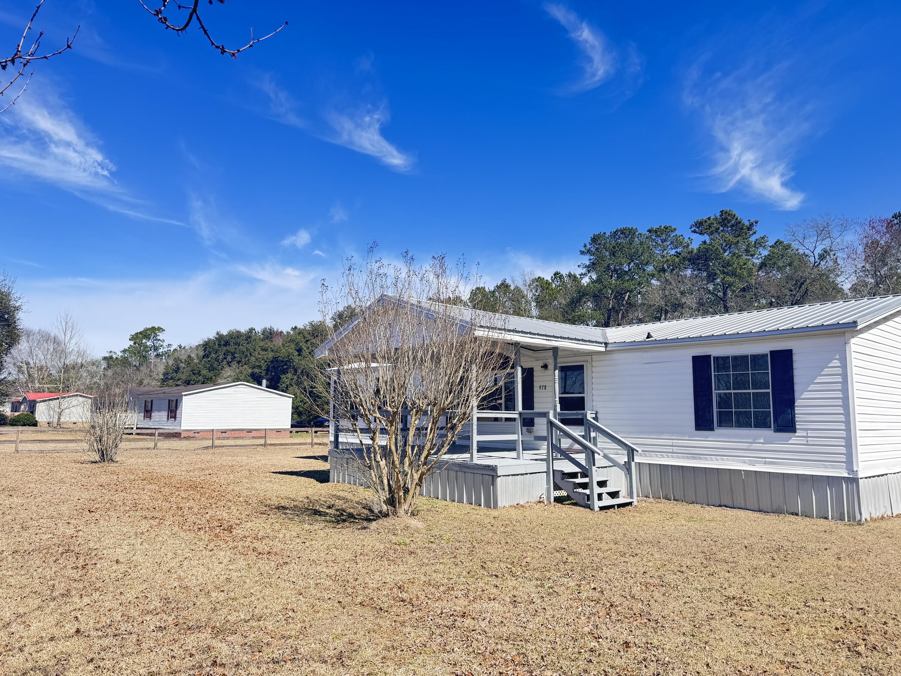 978 Stokes Road Walterboro, SC 29488 - Photo 4 of 87 978 Stokes Road (9)