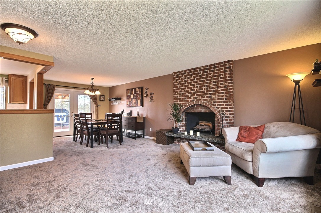 13003 Southeast 188th Place Renton, WA 98058 - Photo 2 of 25 Gallery Image 2