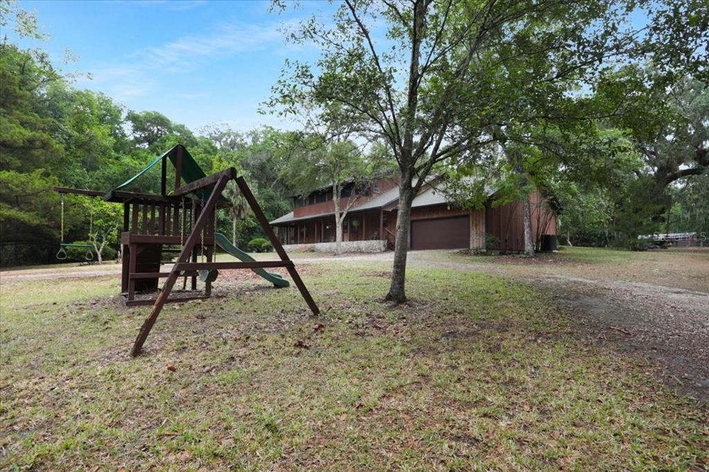 22731 Northwest 91st Court Road Micanopy, FL 32667 - Photo 4 of 56