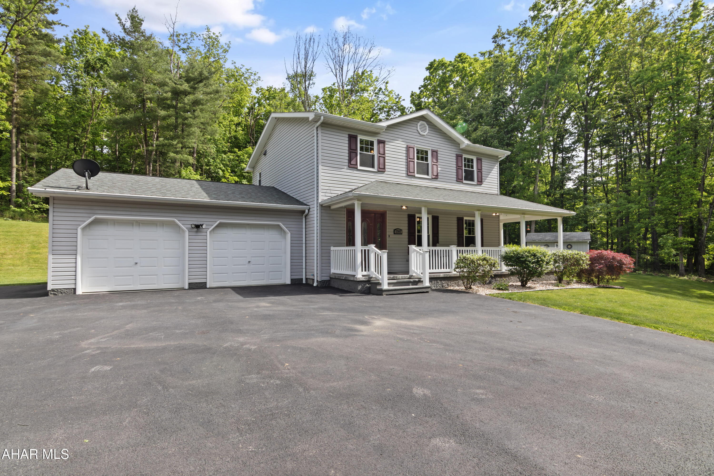2707 Pennington Road Tyrone, PA 16686 - Photo 5 of 66