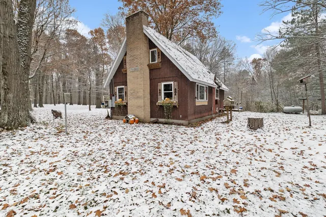 $260,000 | 3139 White Oak Trail, Custer, MI 49405