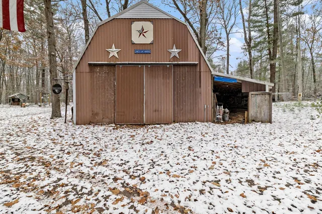 $260,000 | 3139 White Oak Trail, Custer, MI 49405