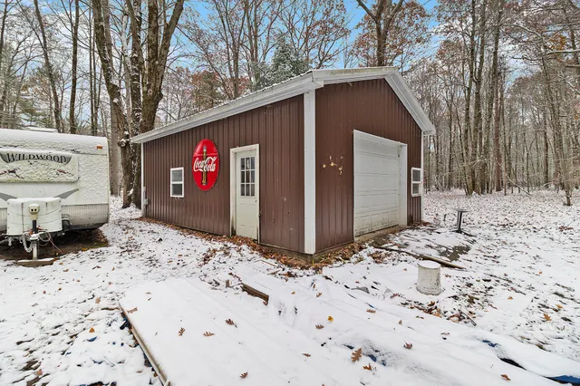 $260,000 | 3139 White Oak Trail, Custer, MI 49405