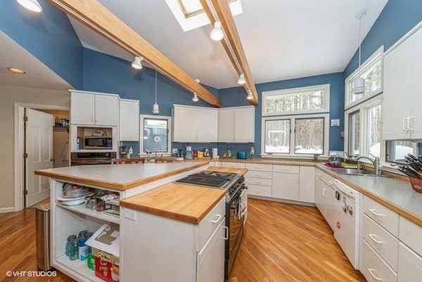 41 Mirick Road Princeton, MA 01541 - Photo 12 of 37