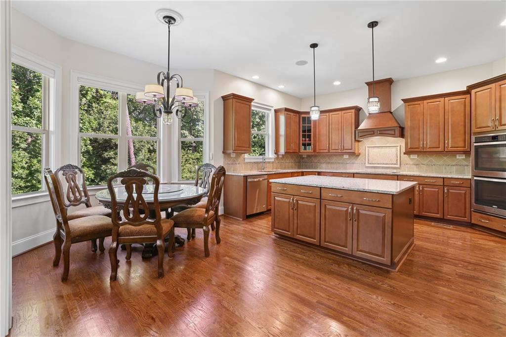 6195 Read Road Suwanee, GA 30024 - Photo 7 of 36