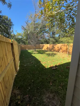 $1,550 | 204 Booker T Washington Street, Unit B, Conroe, TX 77301