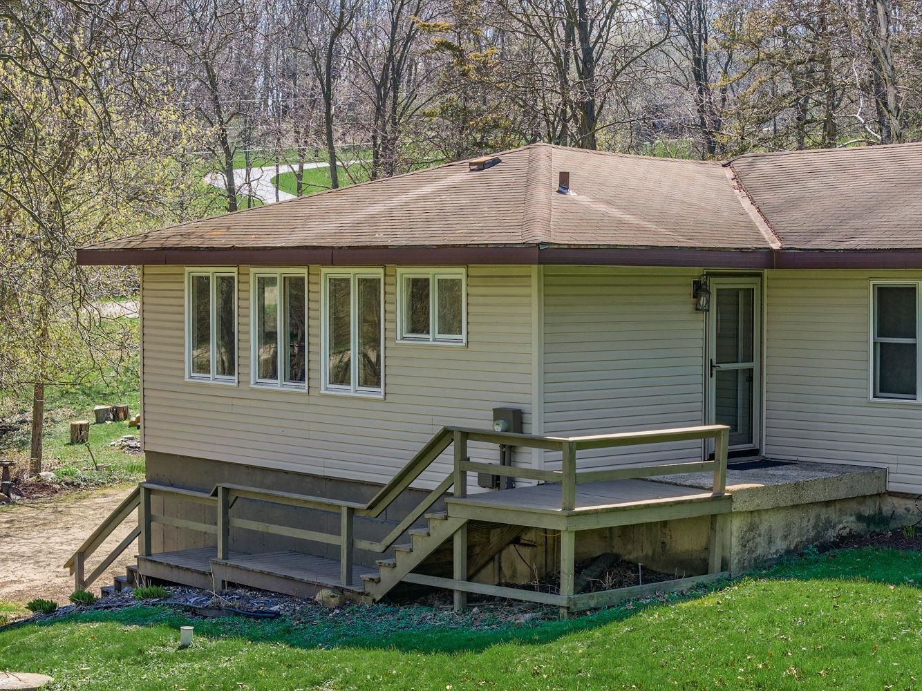 W12115 Slack Road Lodi, WI 53555 - Photo 3 of 55