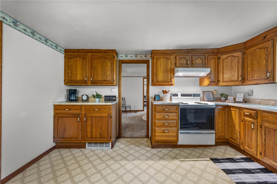 7905 Brown Road Wolcott, NY 14590 - Photo 26 of 45