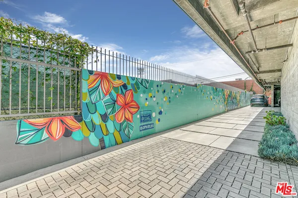 $4,057 | 747 Lillian Way, Unit 6, Los Angeles, CA 90038