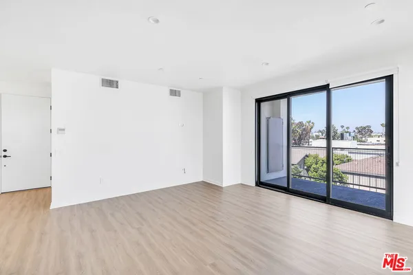 $4,057 | 747 Lillian Way, Unit 6, Los Angeles, CA 90038