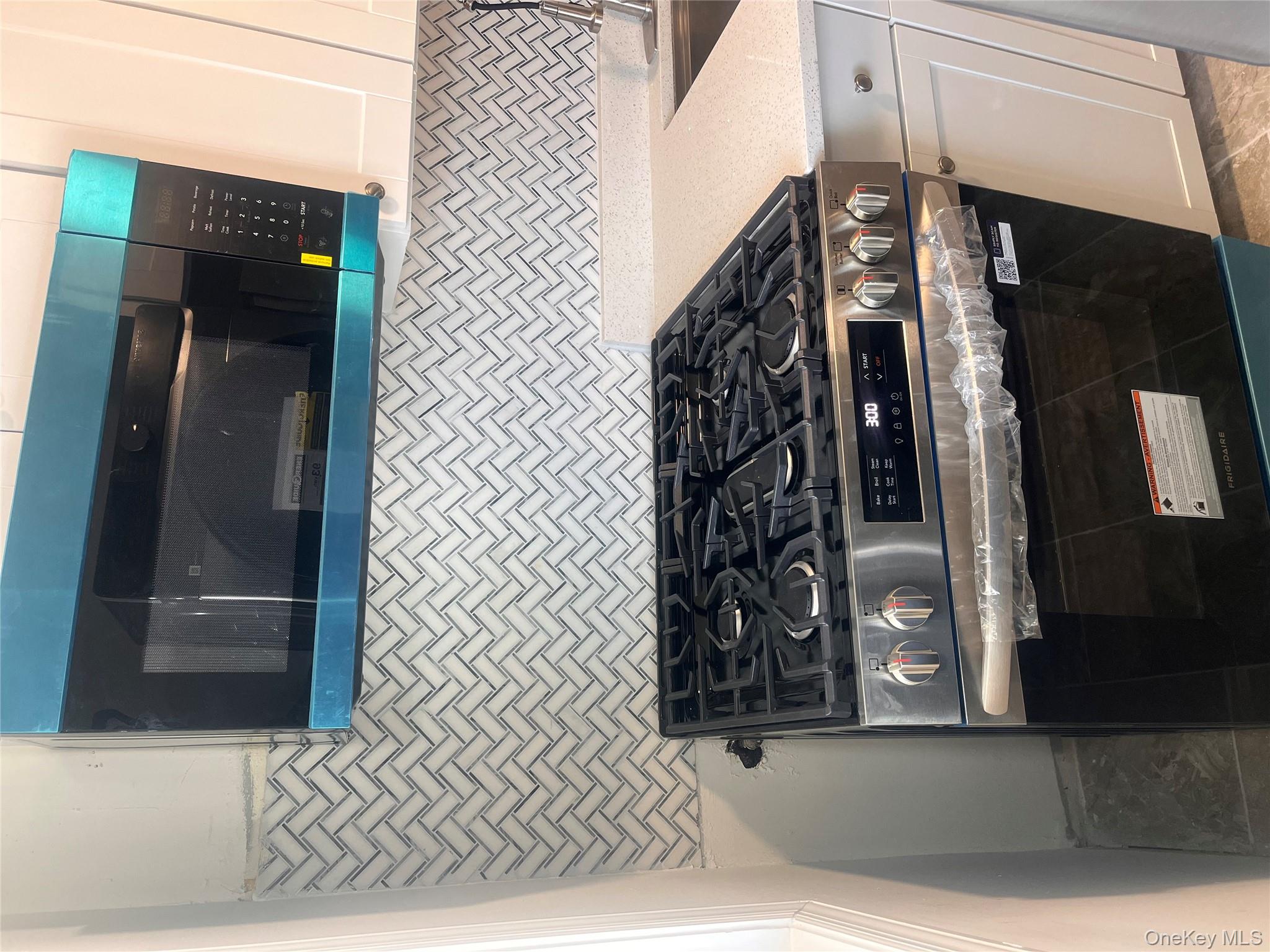 61 Adams Road, Unit 2C Central Islip, NY 11722 - Photo 8 of 18